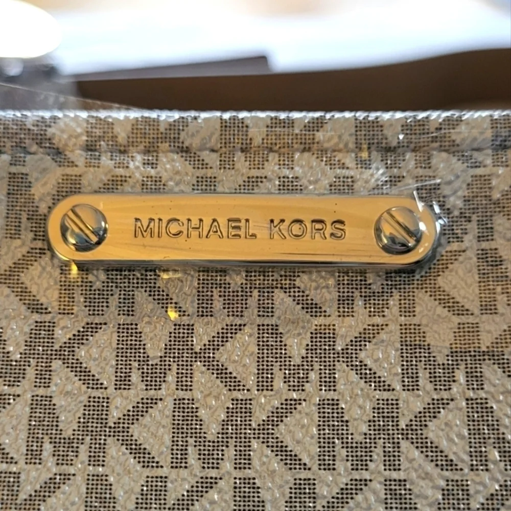 Michael Kors Faux Leather Adjust Belt Bag/Fanny Pack MK Logo S/M - Picture 4 of 8